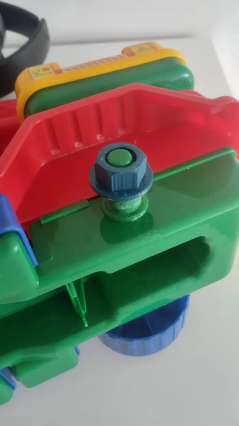 Screw for toys cars, photo 2 of 4 - Screw for toys cars Toys & Games
