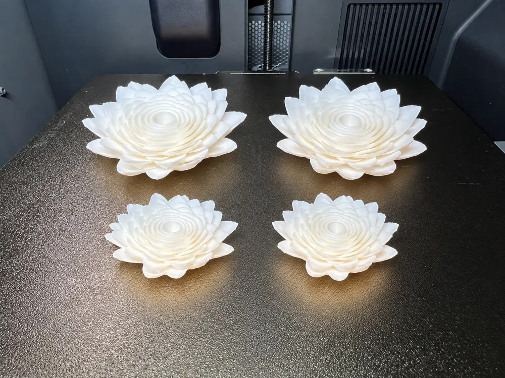 Set 4 Pcs Layered Flower- Modern Table Decoration, photo 2 of 4 - Set 4 Pcs Layered Flower- Modern Table Decoration Household