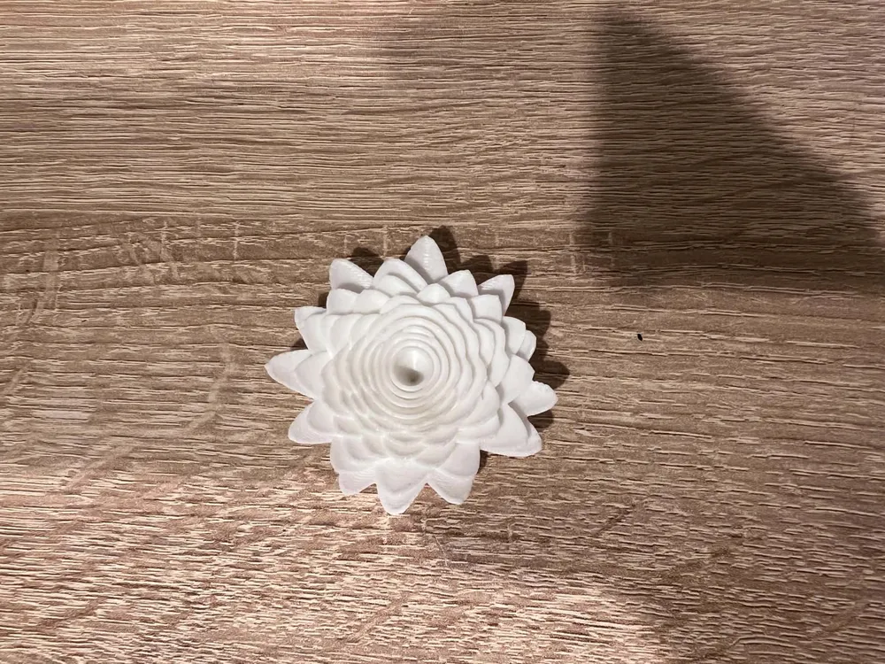 Set 4 Pcs Layered Flower- Modern Table Decoration, photo 3 of 4 - Set 4 Pcs Layered Flower- Modern Table Decoration Household