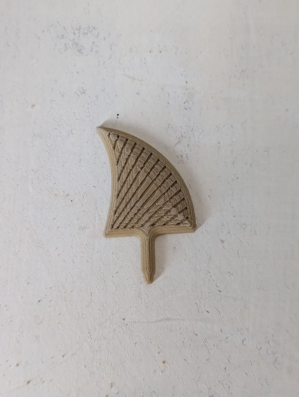 Shark Fin Golf Ball Marker + Divot Tool, photo 2 of 4 - Shark Fin Golf Ball Marker + Divot Tool Hobby & DIY