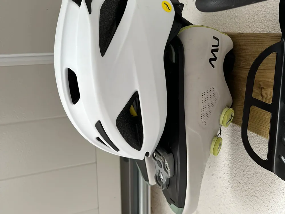 Shoe and helmet holder (Bike Gear), photo 3 of 4 - Shoe and helmet holder (Bike Gear) Cycling