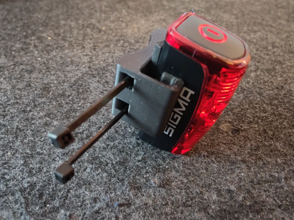 Sigma Bike rear light mounting, photo 2 of 4 - Sigma Bike rear light mounting Hobby & DIY