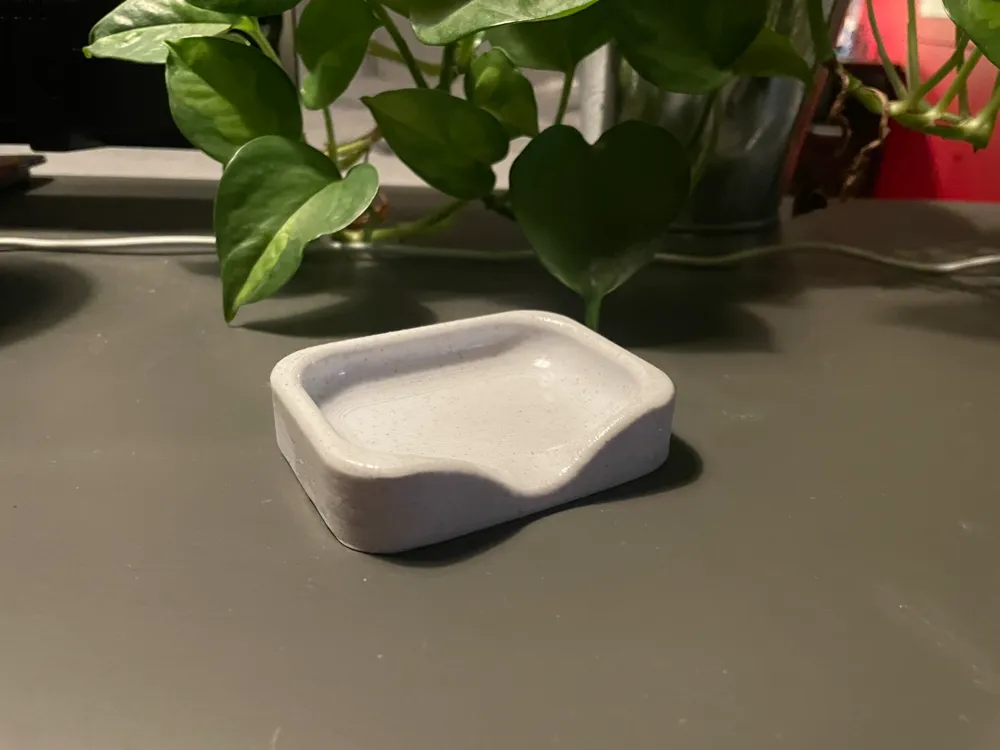 simplistic and minimal airpods holder, photo 3 of 4 - simplistic and minimal airpods holder Mobile & Device Accessories