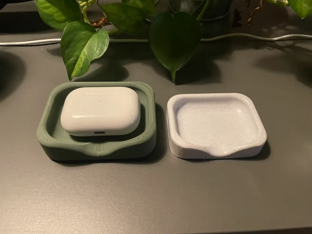 simplistic and minimal airpods holder, photo 4 of 4 - simplistic and minimal airpods holder Mobile & Device Accessories