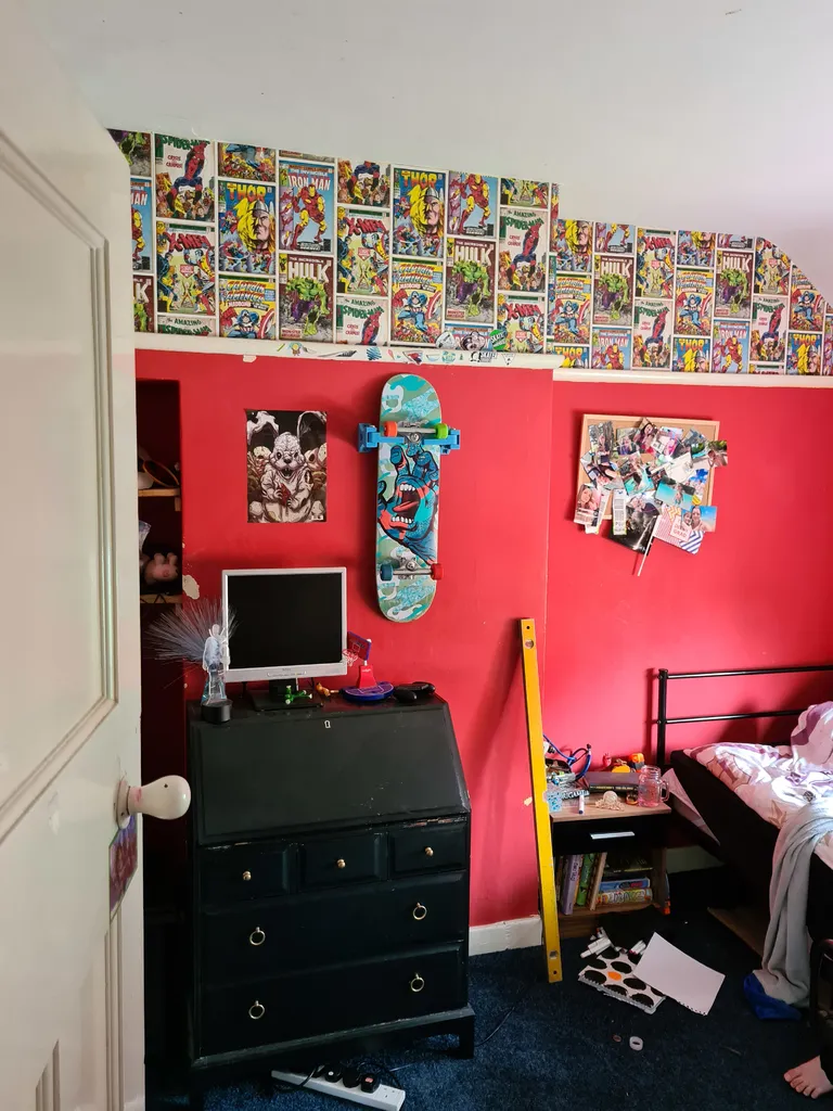 Skateboard wall mount so image faces out, photo 3 of 4 - Skateboard wall mount so image faces out Sports & Fitness