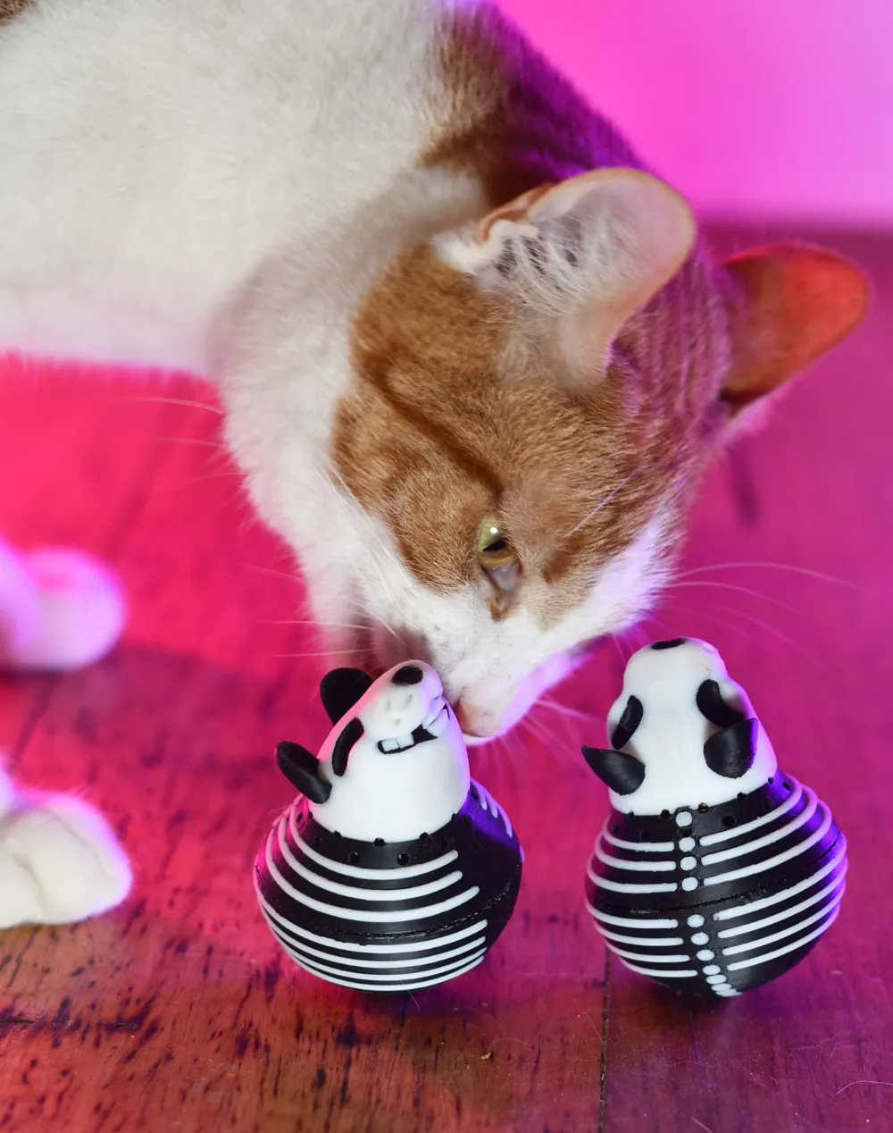 Skeleton Wobble Mouse Toy for Cats, photo 3 of 4 - Cat Toys, feline