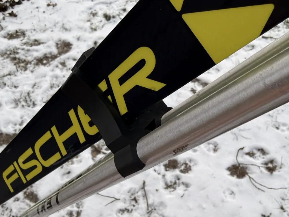 Ski clip cross country ski