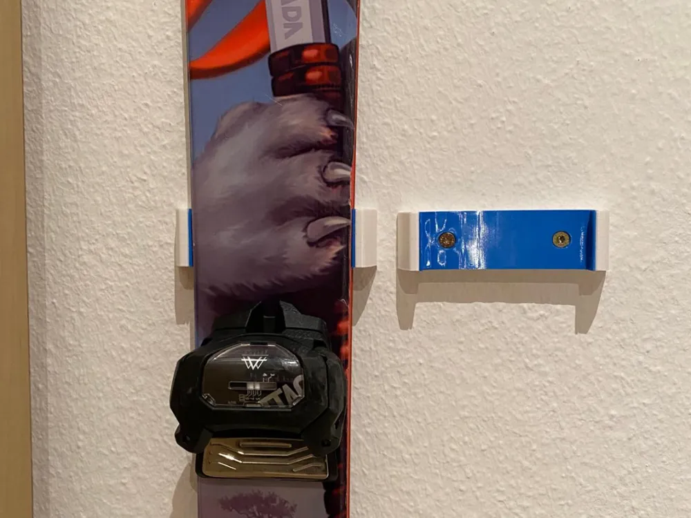 SKI Wallmount