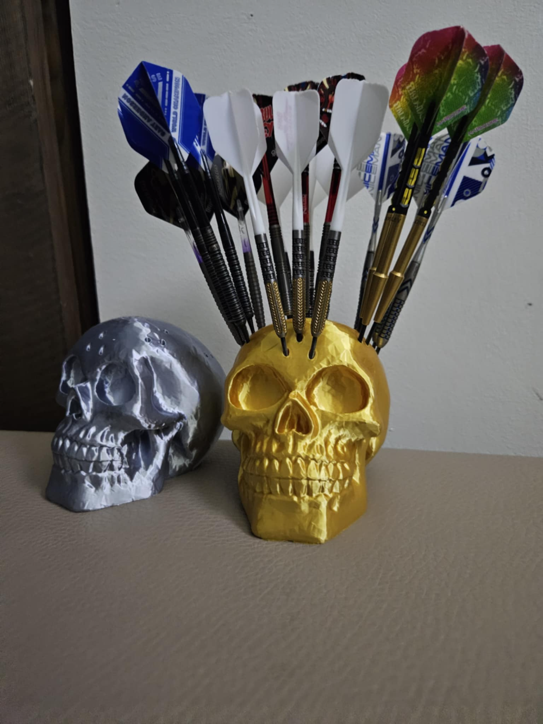 Skull dartstand 7 sets, photo 3 of 4 - Skull dartstand 7 sets Hobby & DIY