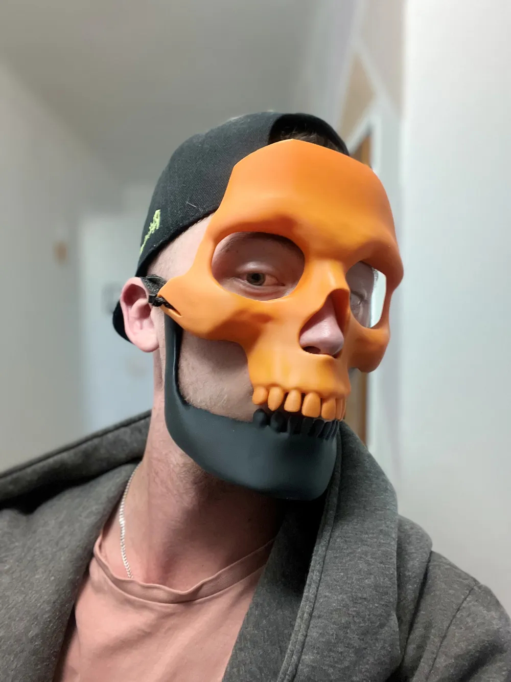 Skull Mask, photo 3 of 4 - Skull Mask Props & Cosplay