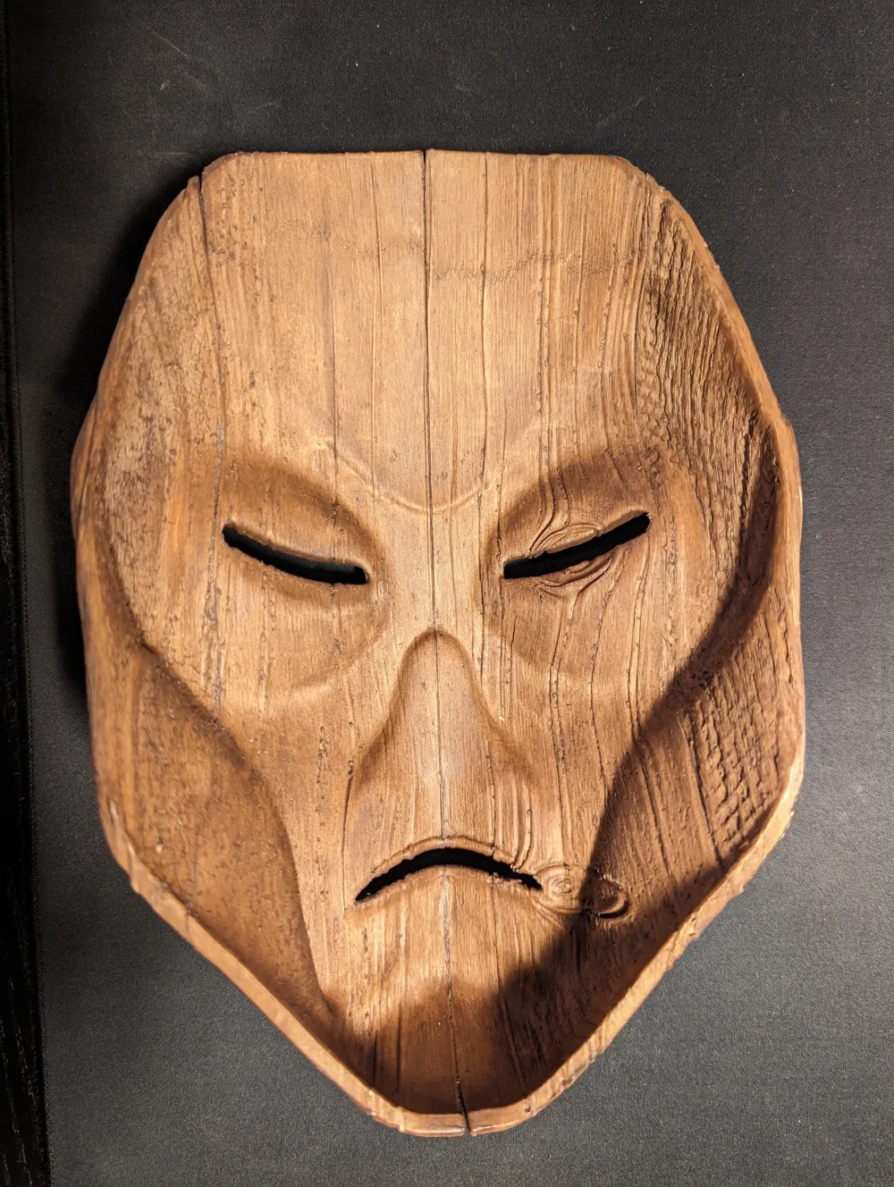 Skyrim Dragon Priest Wooden Mask, photo 4 of 4 - Skyrim Dragon Priest Wooden Mask Props & Cosplay