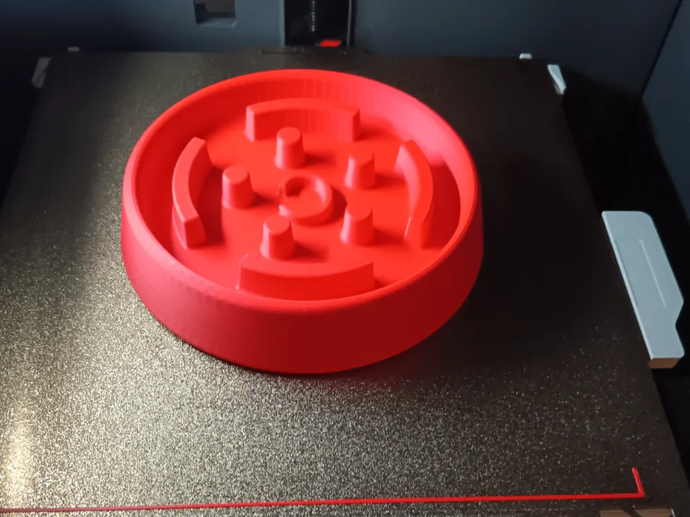 Slow feeder