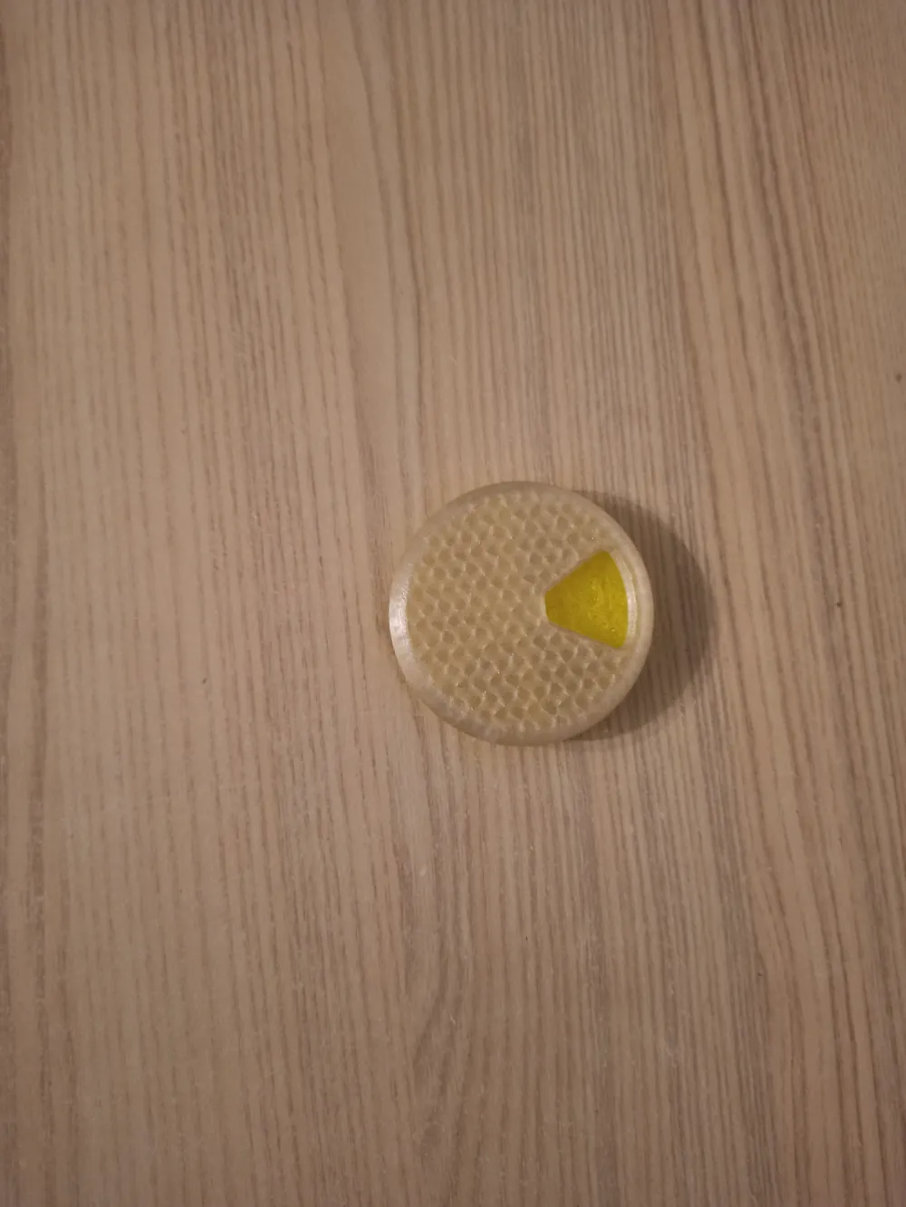 Small round pill box, photo 3 of 4 - Small round pill box Household
