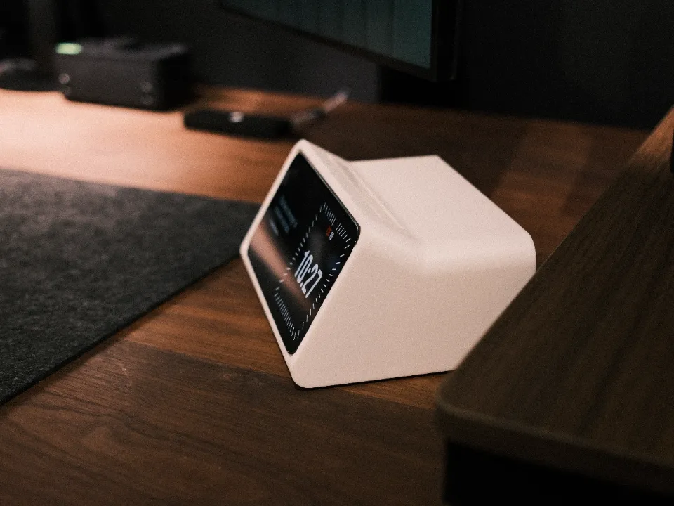 Smartphone Dock Standby with smartwatch charger - Organizers, in stock in India
