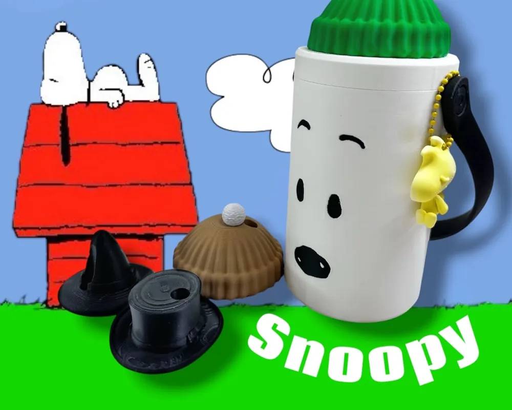 Snoopy Drink Coozie with 5 straw charm hats, photo 2 of 4 - Snoopy Drink Coozie with 5 straw charm hats Jewellery & Accessories