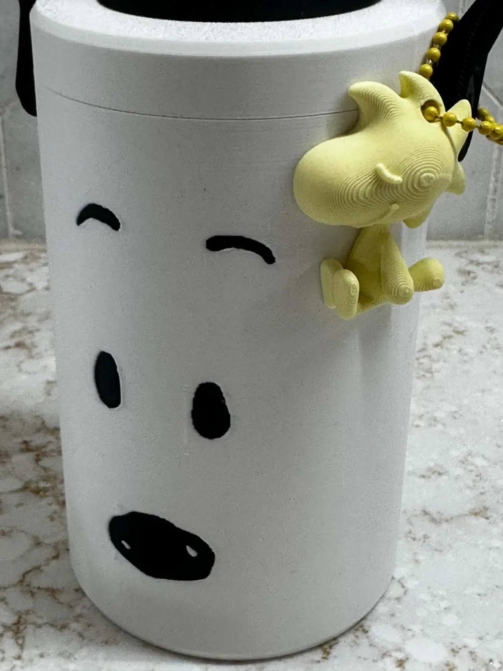 Snoopy Drink Coozie with 5 straw charm hats, photo 4 of 4 - Snoopy Drink Coozie with 5 straw charm hats Jewellery & Accessories