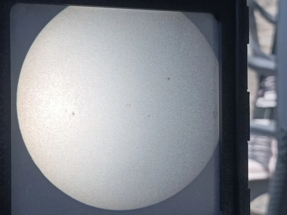 Solar Projection Screen for 1.25" Eyepieces, photo 2 of 5 - Space & Astronomy Models, sun