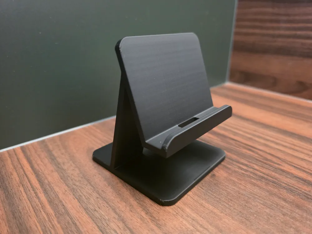 Solid Phone Stand, photo 4 of 4 - Solid Phone Stand Tools