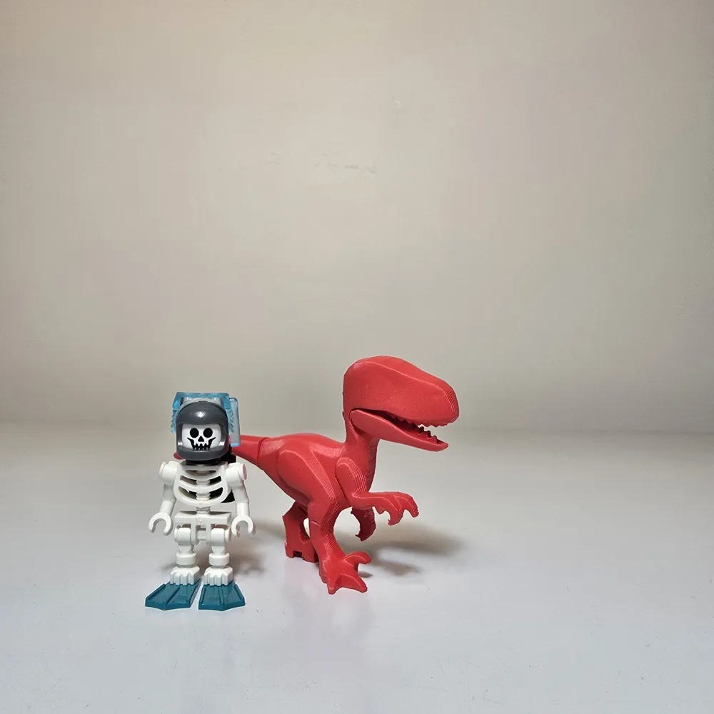 Spiderman Velociraptor, photo 4 of 4 - Spiderman Velociraptor Miniatures
