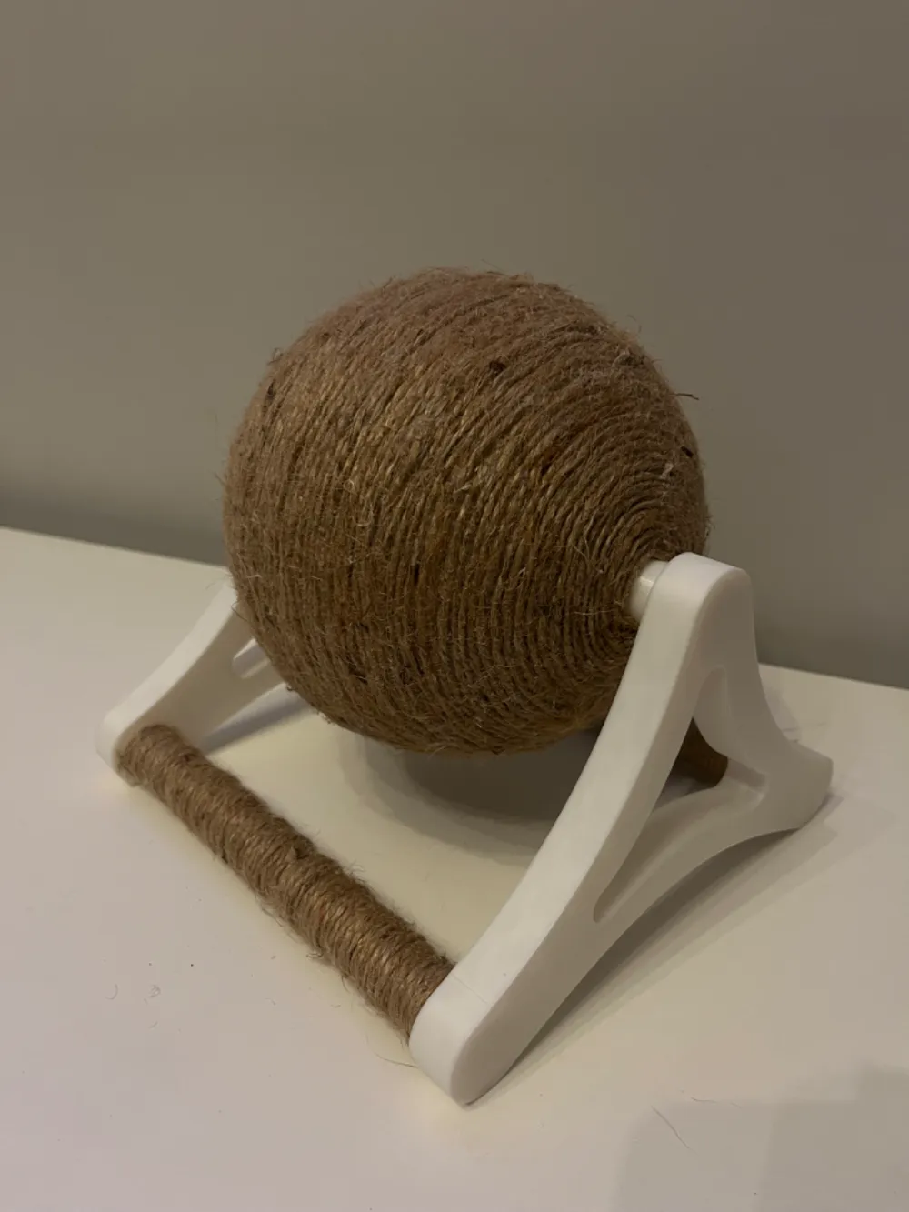 Spin & Scratch Interactive Cat Toy, photo 3 of 4 - Spin & Scratch Interactive Cat Toy Pets