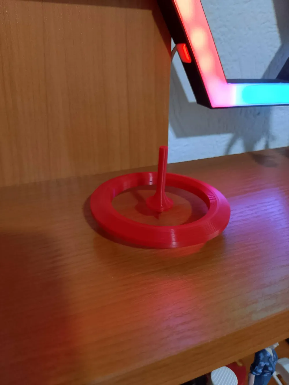 Spinning Top, Ring Top, photo 4 of 5 - Spinning Tops & Classic Toys, spinner