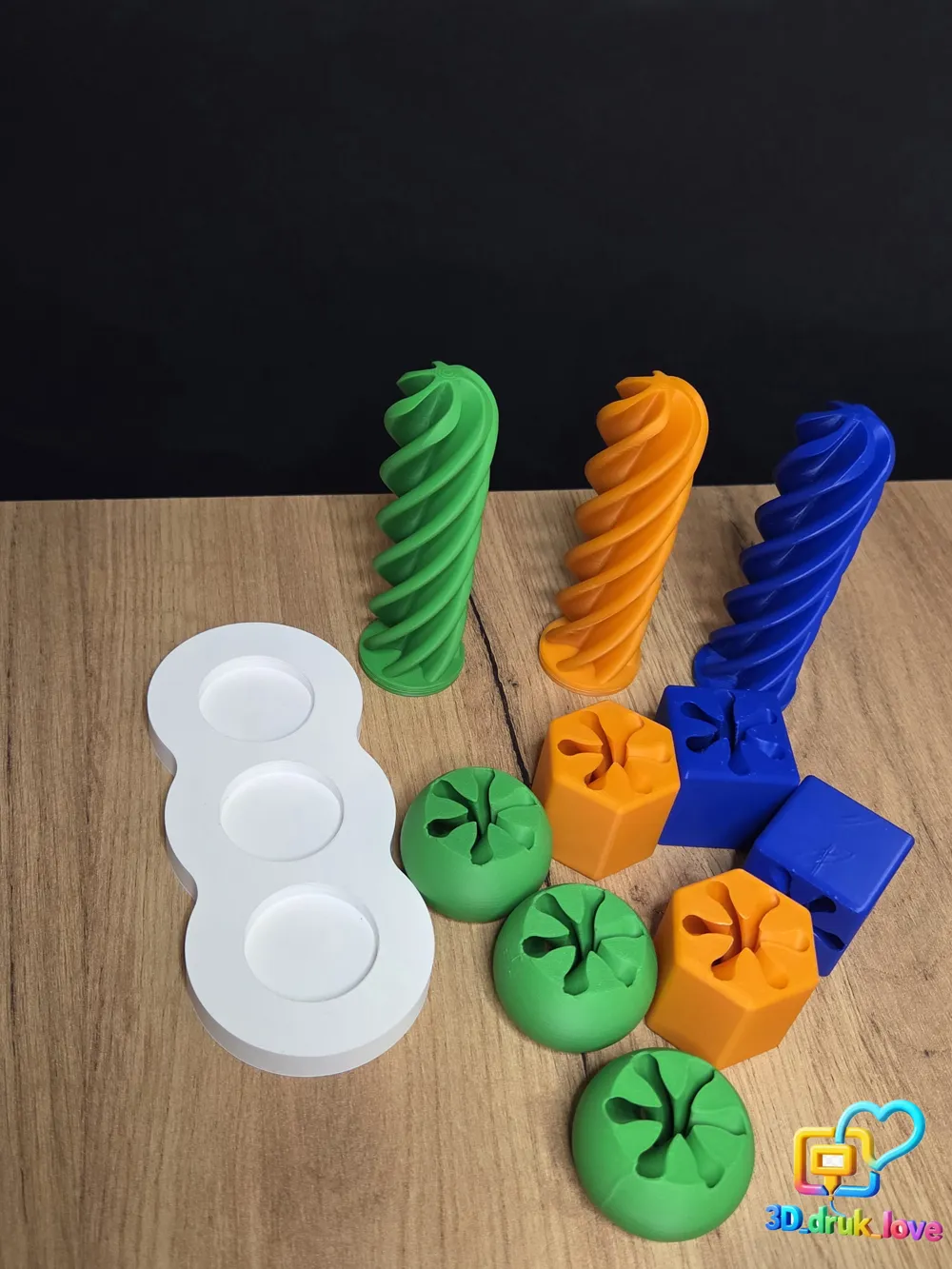 Spiral Fidget Toy, Educational & Fun 3D Toy, photo 4 of 4 - Spiral Fidget Toy, Educational & Fun 3D Toy Toys & Games