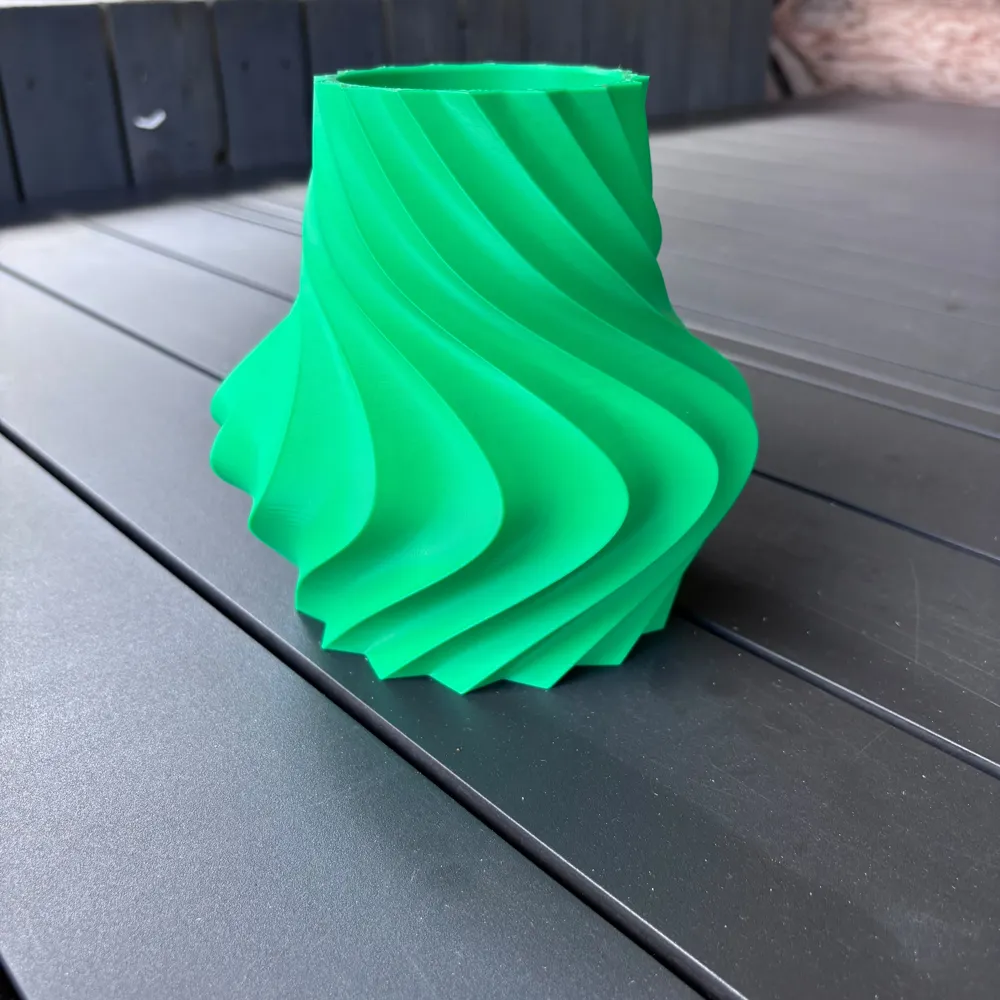 Spiral Vase, photo 2 of 4 - Spiral Vase Household