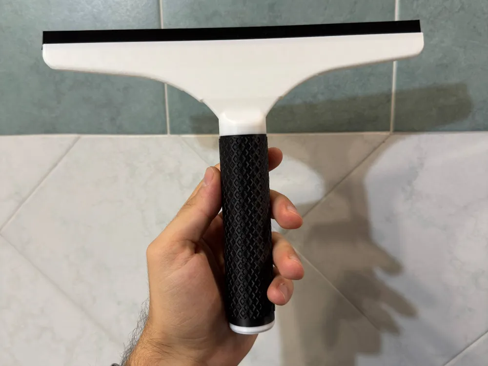 Squeegee, photo 2 of 4 - Squeegee Tools