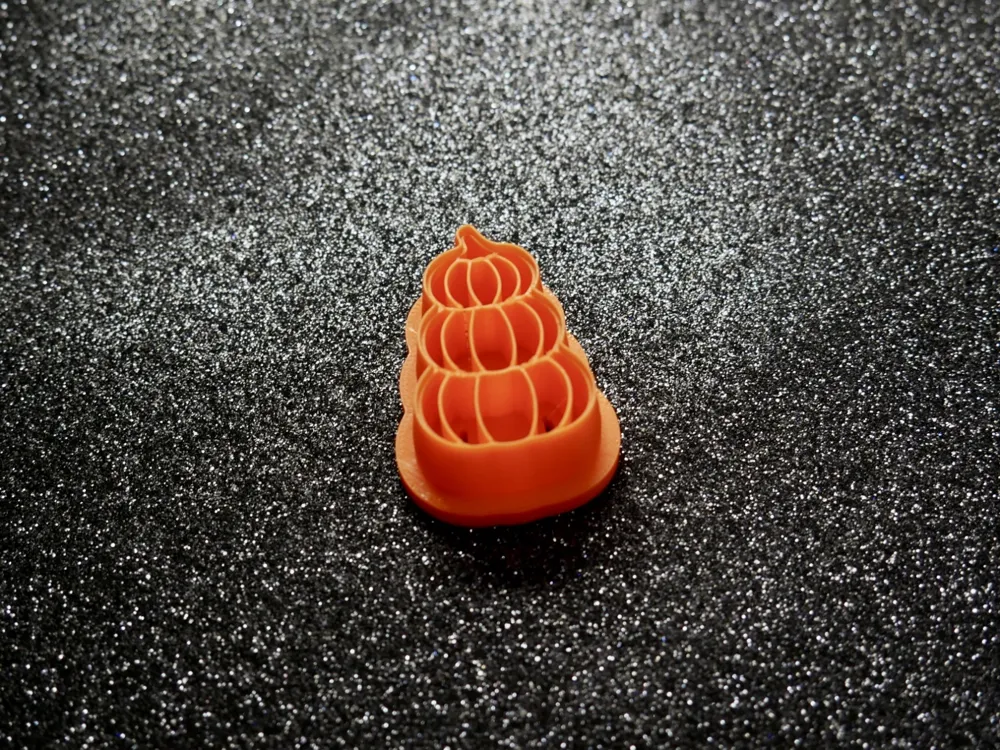 STACKED PUMPKIN- CLAY CUTTER 35MM, photo 2 of 4 - STACKED PUMPKIN- CLAY CUTTER 35MM Art