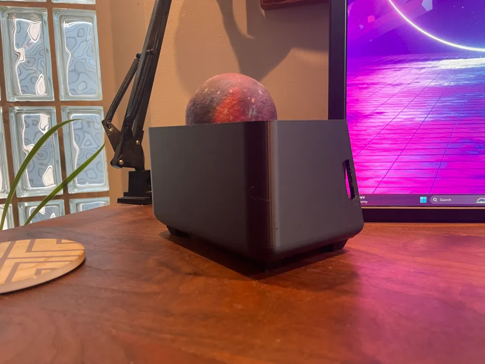 Standby Mode dock for iPhone 11,12,14, and 15, photo 2 of 4 - Standby Mode dock for iPhone 11,12,14, and 15 Household