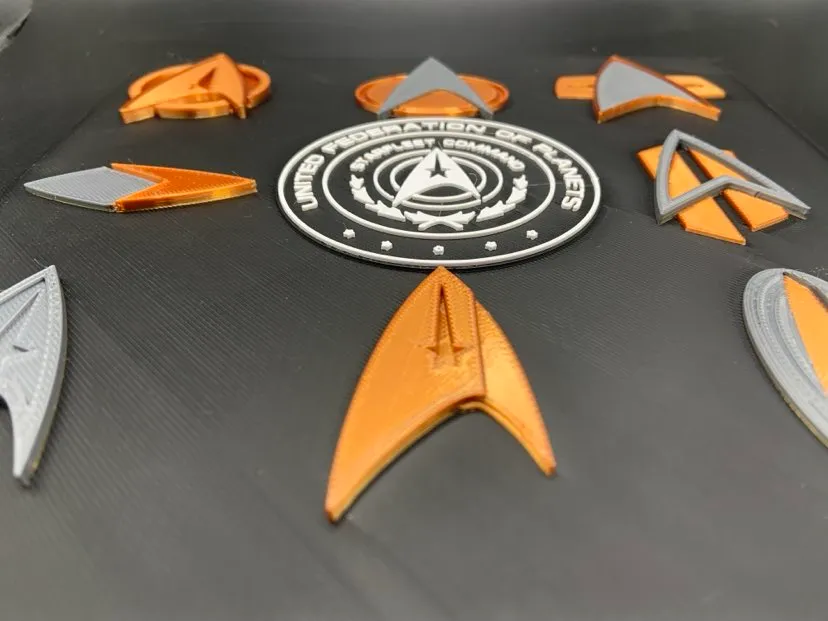 Star Trek Combadges Collection, photo 2 of 4 - Sci-fi & Movie Figures, picard