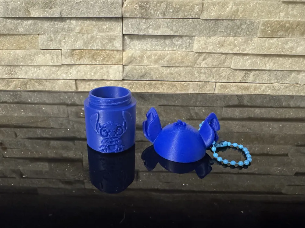 Stitch Keychain Storage Box, photo 4 of 4 - Stitch Keychain Storage Box Art