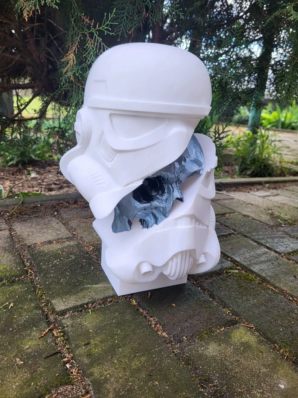 STORMTROOPER STAR WARS HELMET, photo 4 of 4 - STORMTROOPER STAR WARS HELMET Props & Cosplay
