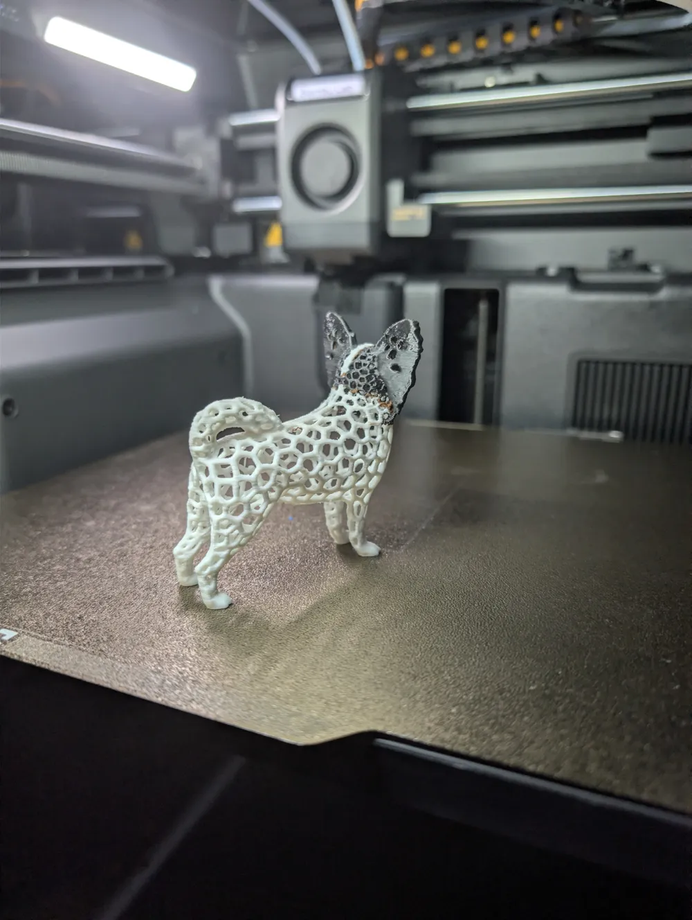 Stylized Sculpture Voronoi Papillon Dog Figure, photo 4 of 4 - Stylized Sculpture Voronoi Papillon Dog Figure Miniatures