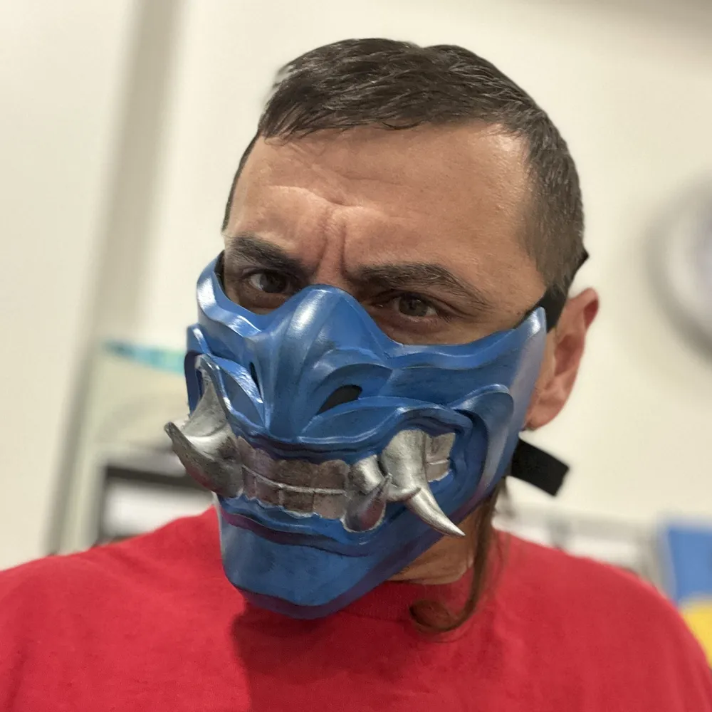 Sub Zero mask from MK11 - Grand Master Icy mask, photo 4 of 4 - Sub Zero mask from MK11 - Grand Master Icy mask Props & Cosplay