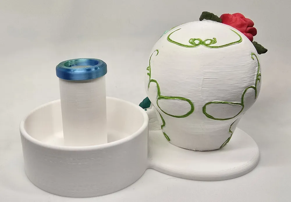 Sugar Skull Fancy Pen Stand and Catchall, photo 4 of 4 - Sugar Skull Fancy Pen Stand and Catchall Hobby & DIY
