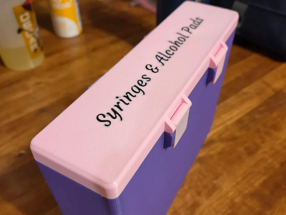Syringe and Alcohol pad dispenser and storage box