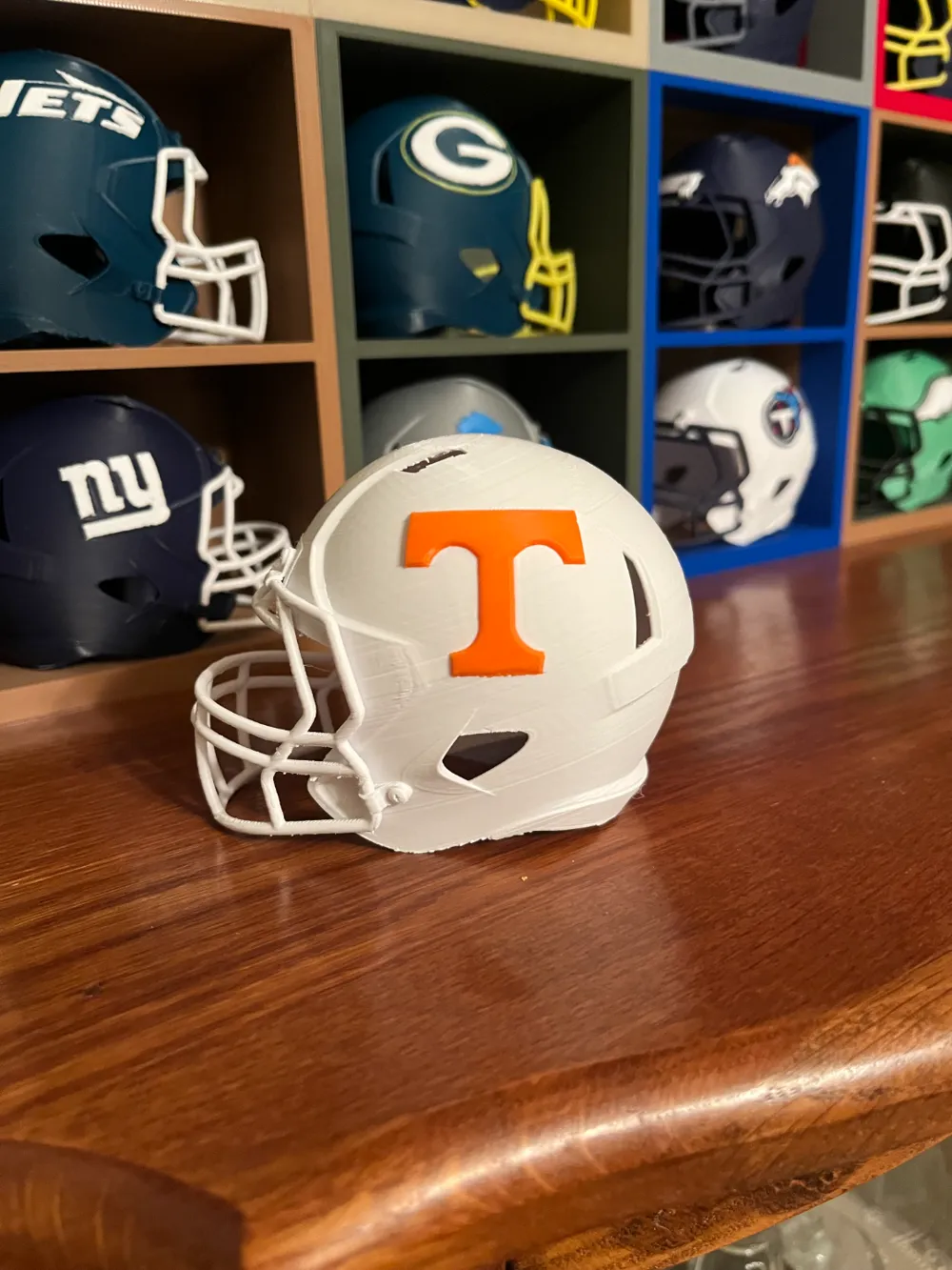 Tennessee Volunteers College Football Helmet, photo 3 of 4 - Tennessee Volunteers College Football Helmet Hobby & DIY