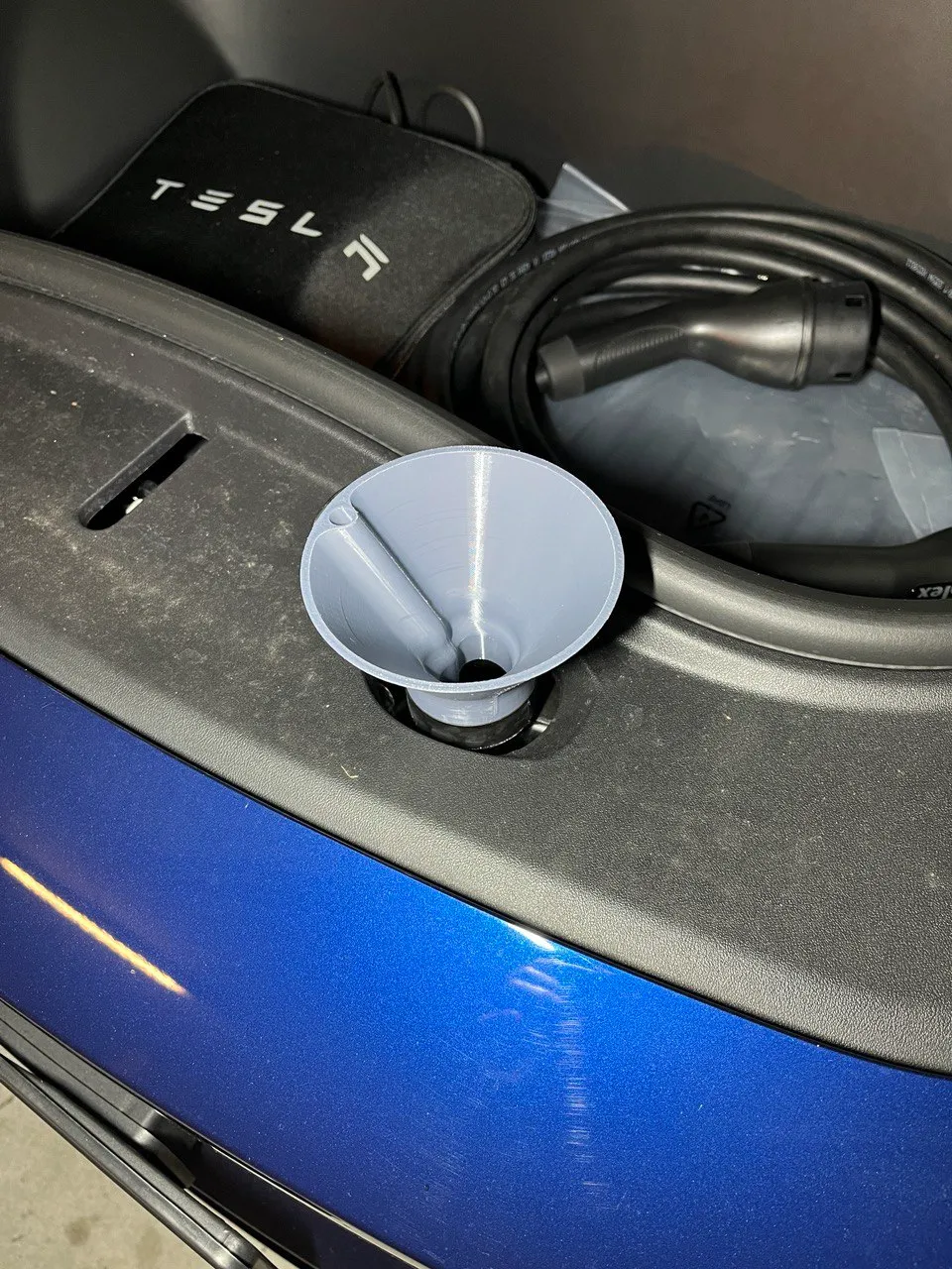 Tesla Funnel for Windshield Fluid (M3 Highland), photo 2 of 4 - Tesla & EV Interior Accessories, windscreen