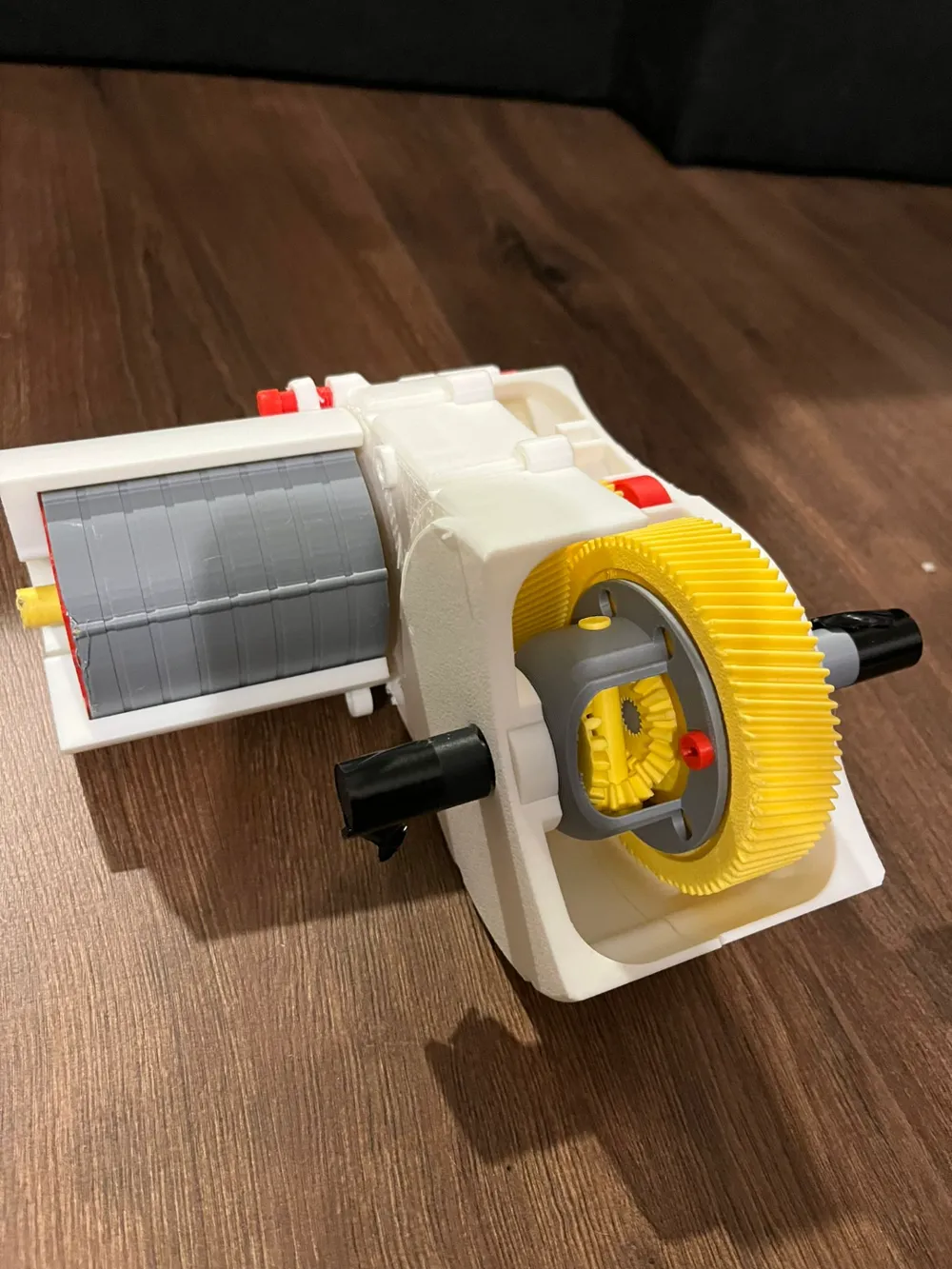 Tesla Model 3 Motor with working differential, photo 3 of 4 - Tesla & EV Interior Accessories, gears