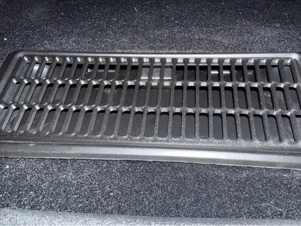 Tesla Model Y ventilation grille, BYD battery, protection
