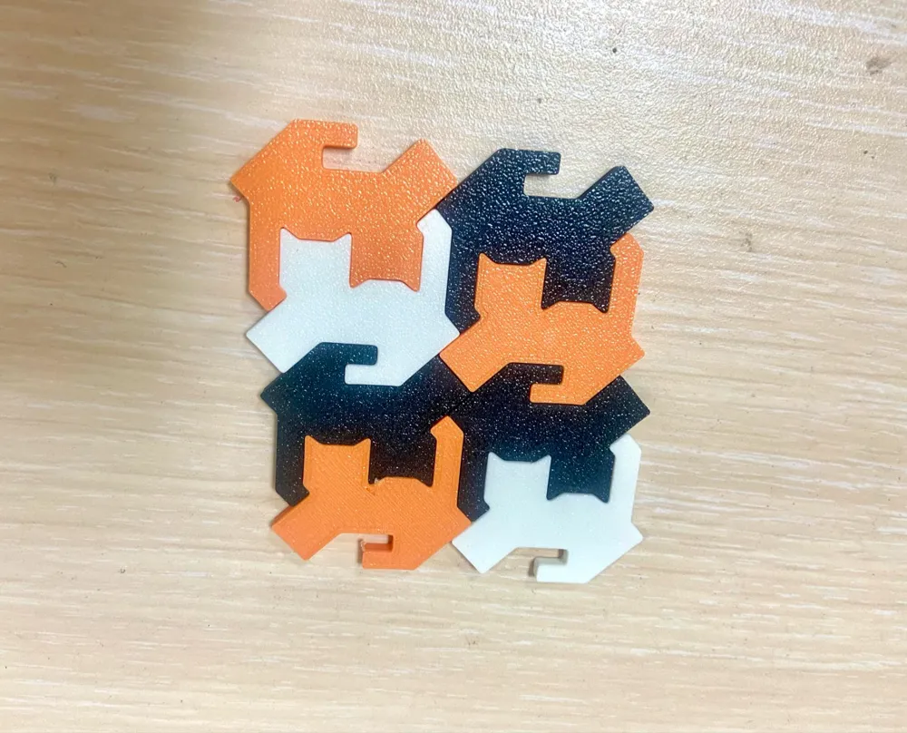 Tessellating Cat puzzle, photo 3 of 4 - Ball Tracks & Puzzle Toys, toy