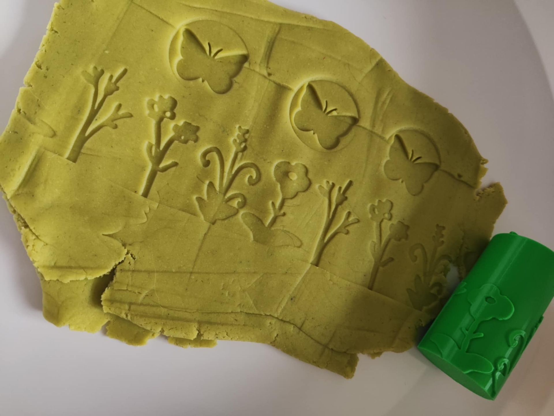 Texture roller (butterfly) - Montessori, photo 3 of 4 - Texture roller (butterfly) - Montessori Education