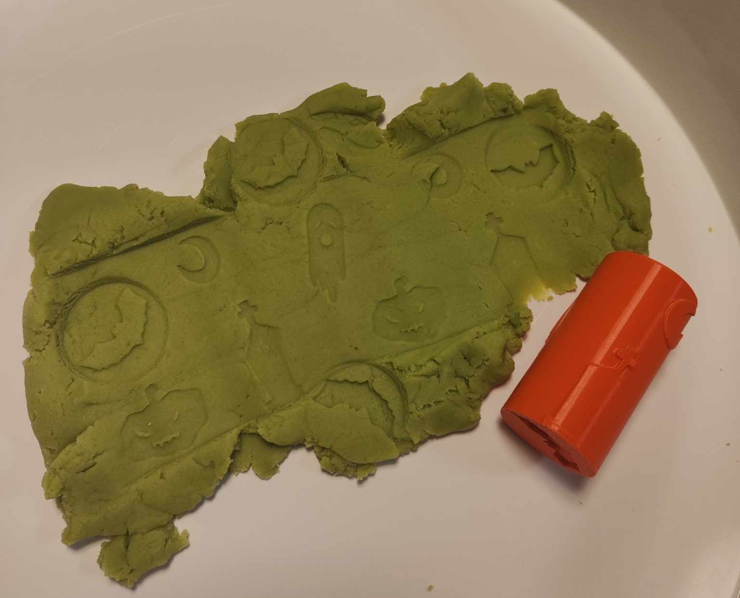 Texture roller (halloween) - Montessori - Learning & Teaching, in stock in India