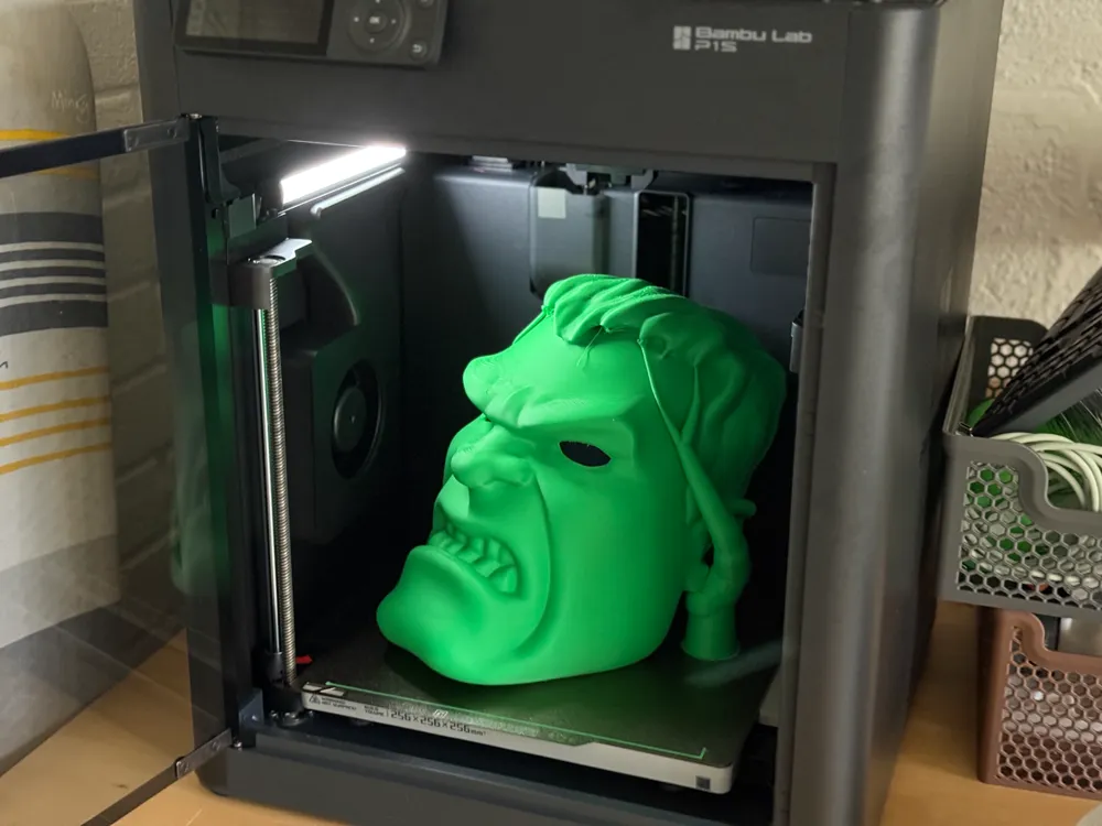 The Incredible Hulk Face Mask, photo 4 of 4 - The Incredible Hulk Face Mask Props & Cosplay