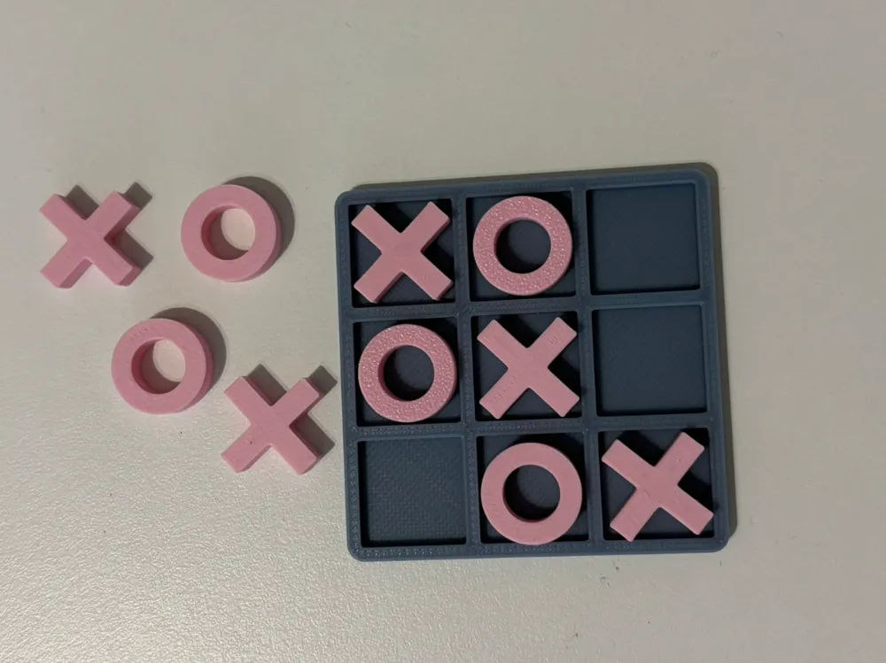 Tic Tac Toe Board Game Portable, photo 3 of 4 - Tic Tac Toe Board Game Portable Board Games & Tabletop