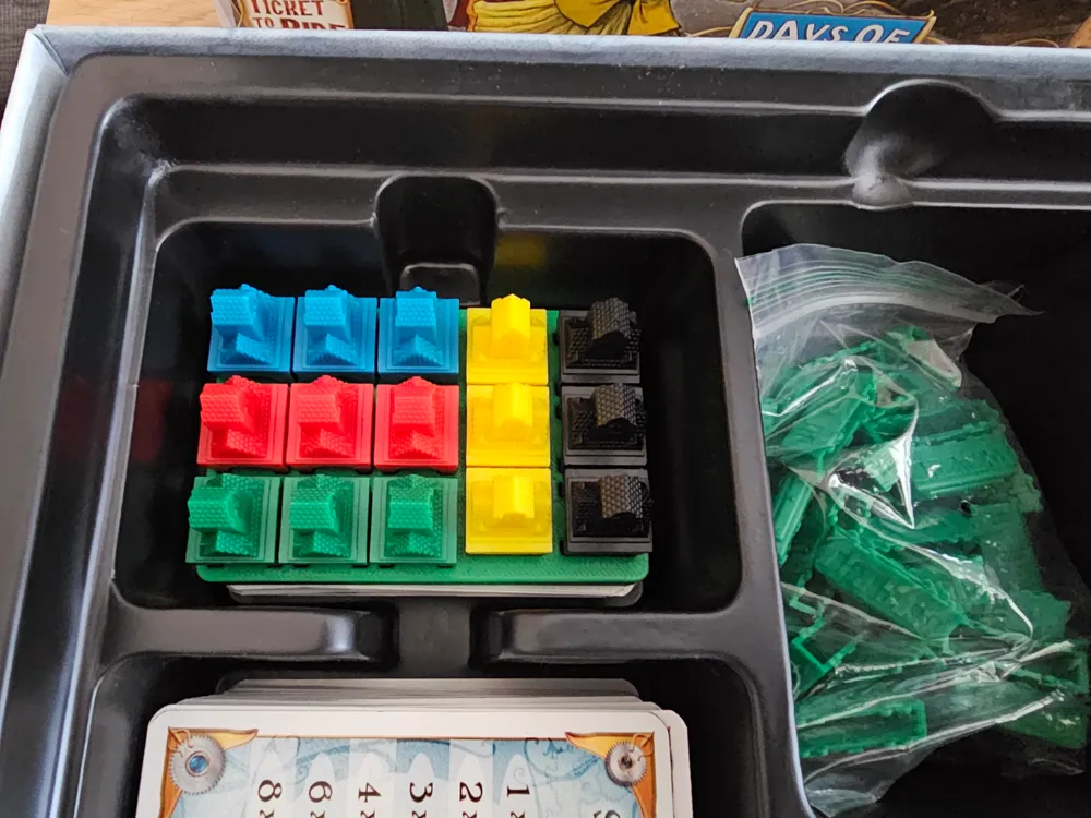Ticket to Ride Holder Waggons, Cards & Stations, photo 3 of 4 - Ticket to Ride Holder Waggons, Cards & Stations Toys & Games