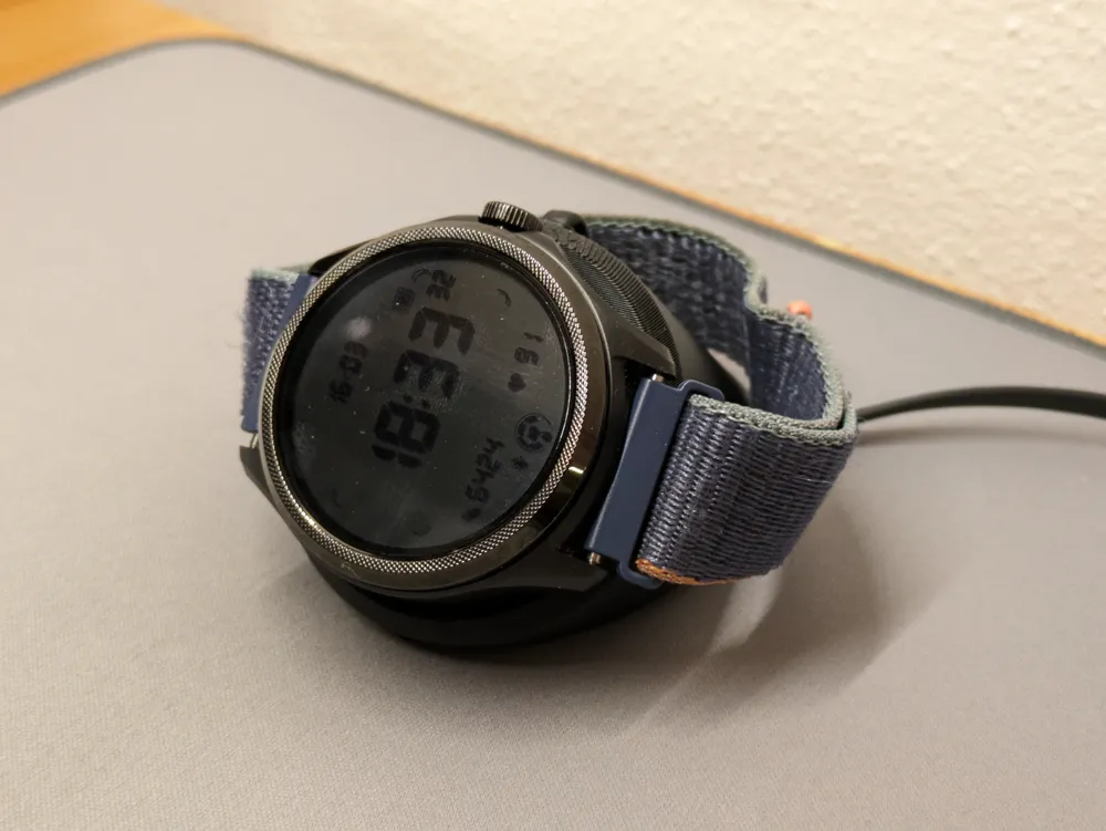 TicWatch Pro 5 GPS stand, photo 3 of 4 - TicWatch Pro 5 GPS stand Hobby & DIY