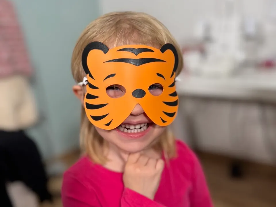 Tiger mask for children
