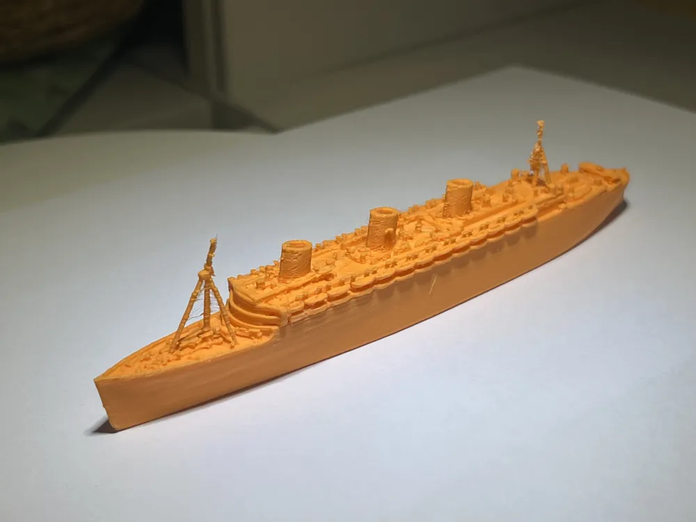 Tiny SS Normandie, photo 3 of 4 - Tiny SS Normandie Miniatures